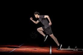 棒球与概率统计战术如何通过实时风速数据动态调整外野手的深度站位